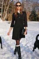 Miss Lagotte Damen Kleid mit Polokragen und goldenen Knöpfen, schwarz